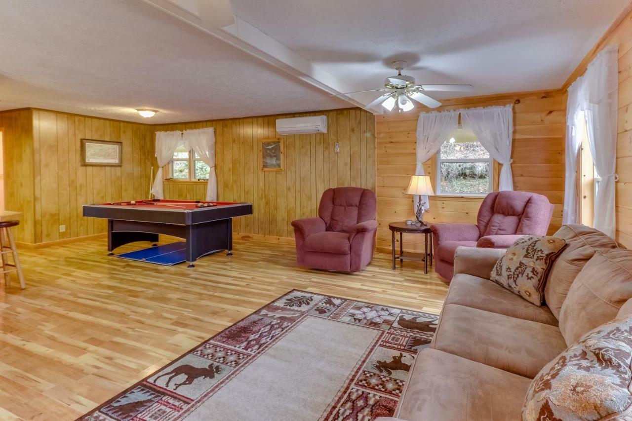 4 Bed 2 Bath Vacation Home In Whittier Exterior photo